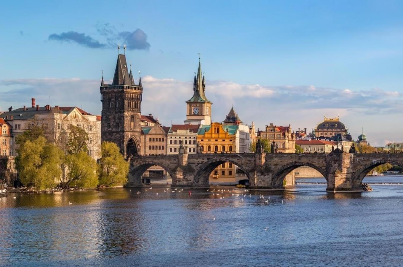 Mezonetovy Apartman V Centru Прага Екстериор снимка
