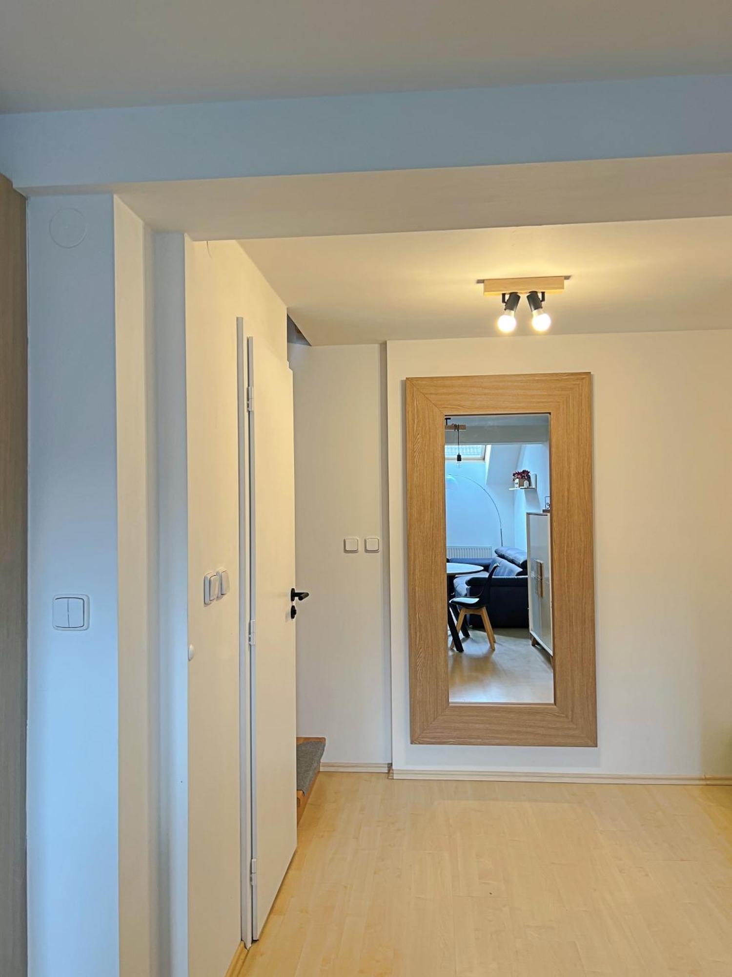 Mezonetovy Apartman V Centru Прага Екстериор снимка